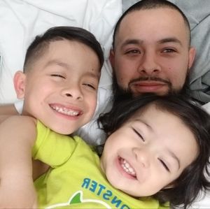 Meet your Posher, Manuel